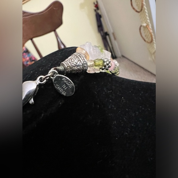 Beautiful multi strand beaded and stones necklace. - Picture 2 of 4